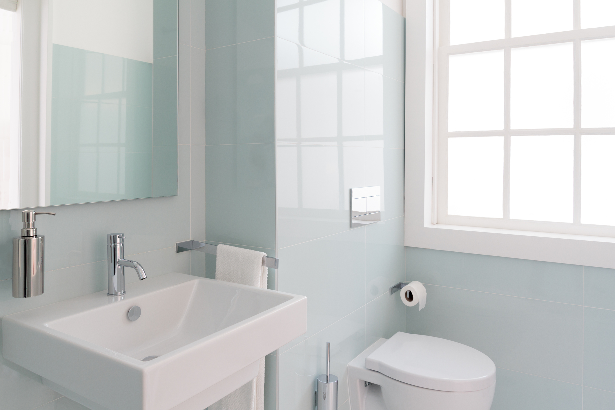 Tips to Organize Your Small Bathroom