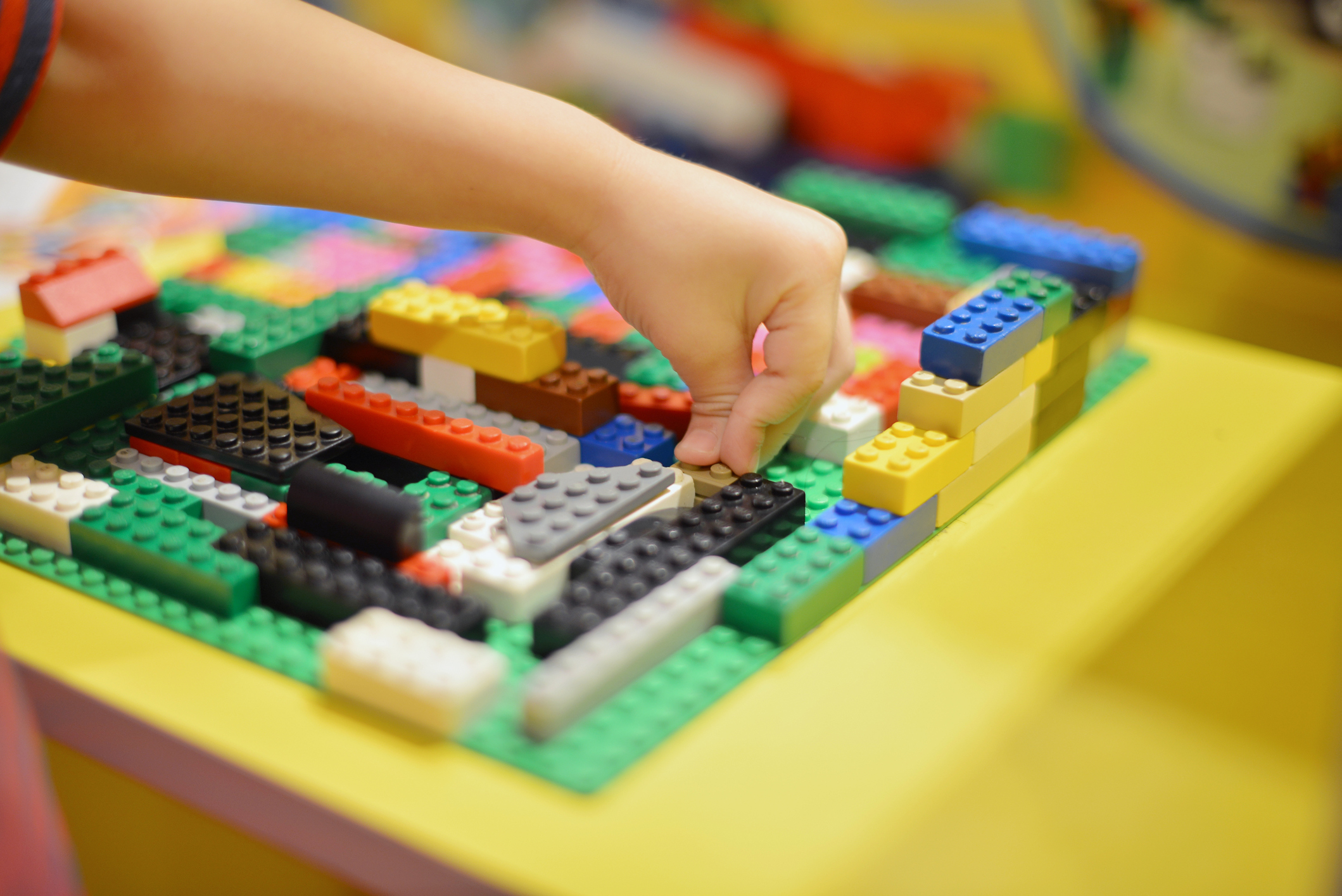 Why Legos are Great for Kids %  Embracing Homemaking