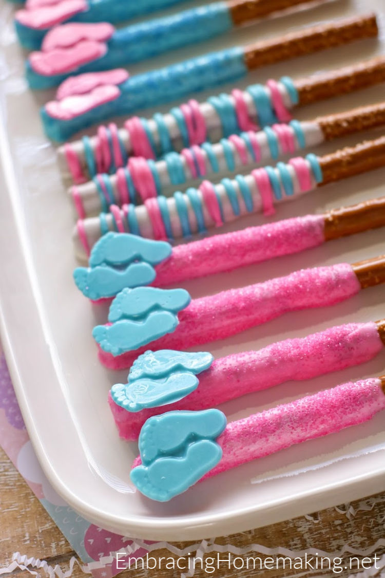 Gender Reveal Pretzels